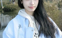 国色天香一卡二卡三卡四卡视频